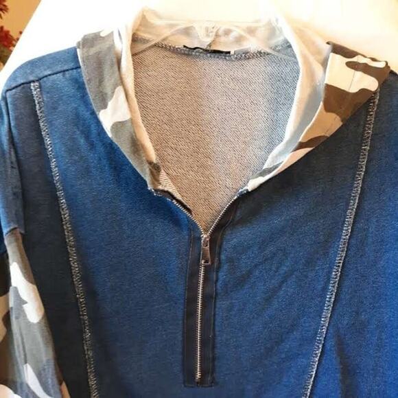 Oversized Knit Sweatshirt Kaktus Size L Blue Body Camo Sleeves & Hood Soft - Picture 2 of 5